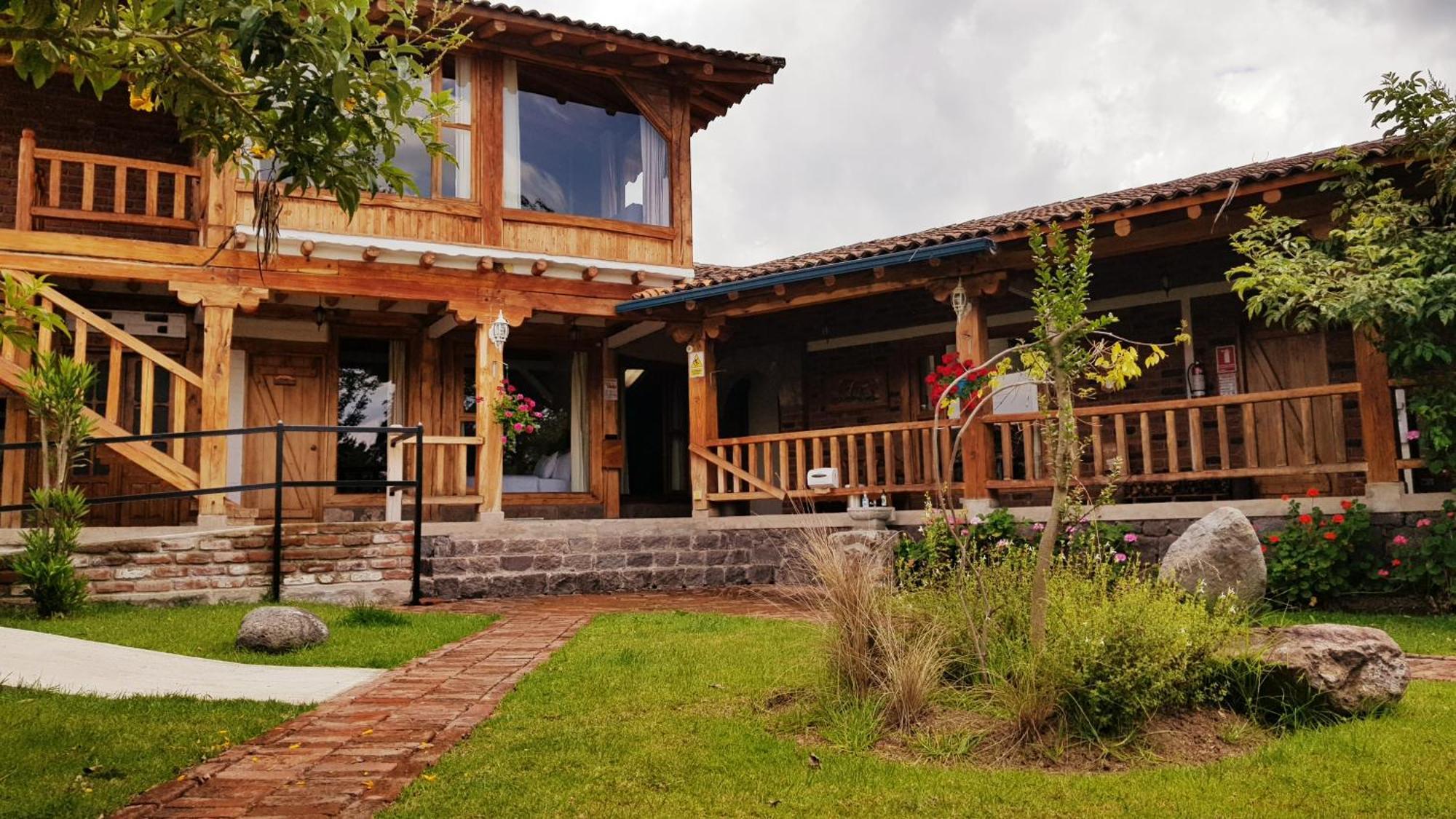 Hacienda Jimenita Wildlife Reserve Puembo Exteriör bild